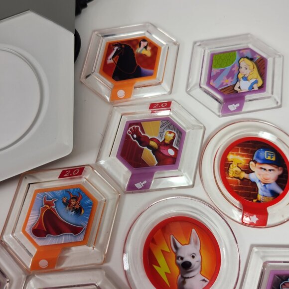 Disney Infinity Disk Lot of 23 and Portal Base for Xbox 360 - Picture 11 of 15